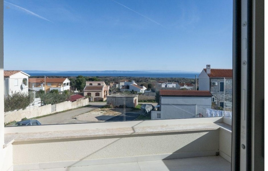 Thumbnail von Neue Villa mit Meerblick