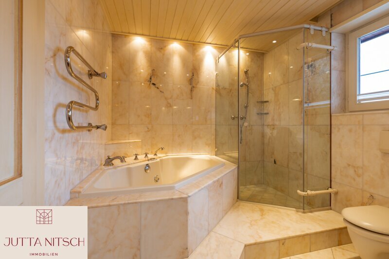 Thumbnail von Charmante Terrassenvilla mit Wienerwaldblick - Breitenfurt