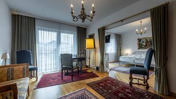 Thumbnail von Domizil mit Potenzial in zentrumsnaher Ruhelage - Ski Out