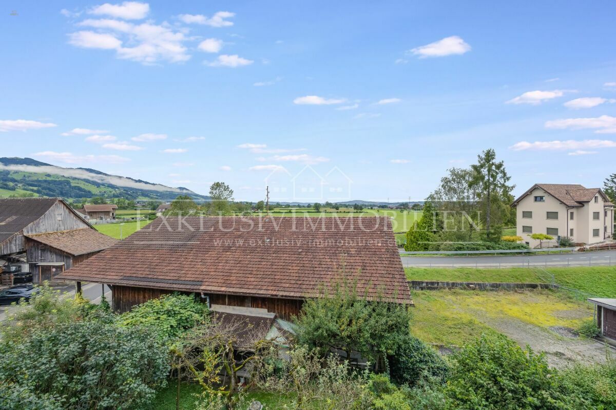 Helle Wohnung mit intelligentem Grundriss und naturnaher Lage