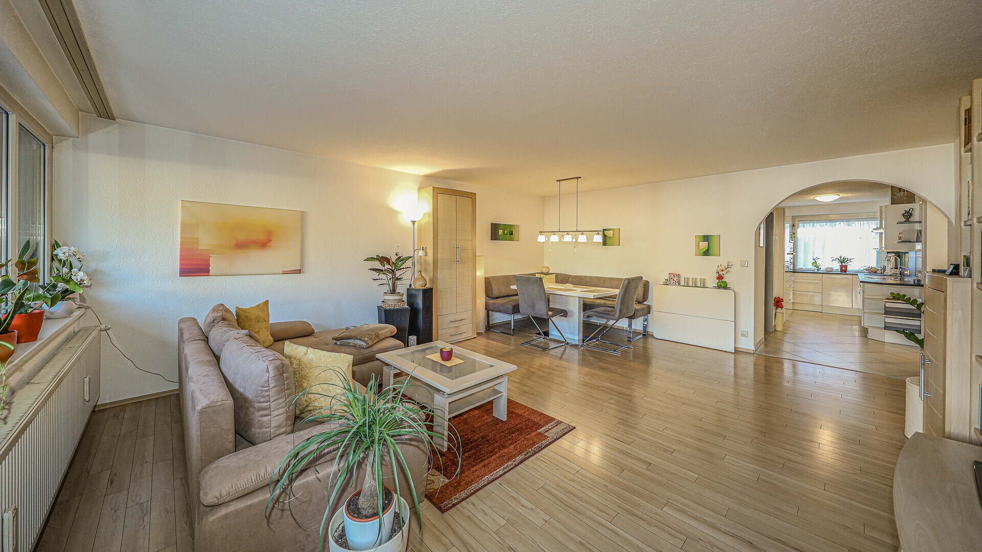 4-Zimmerwohnung in zentraler Ruhelage mit schönem Ausblick