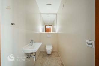 Thumbnail von Jedinečný výhled na Vídeň! Garsoniéra s terasou na Kahlenbergu