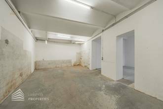 Thumbnail von 広々とした3部屋のオフィス、大きな倉庫、自家用車の出入り口付き、ランドストラー近く