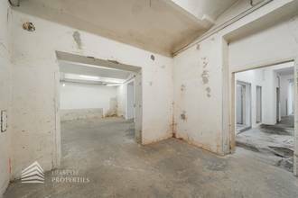 Thumbnail von 広々とした3部屋のオフィス、大きな倉庫、自家用車の出入り口付き、ランドストラー近く