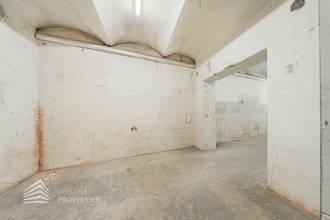 Thumbnail von 広々とした3部屋のオフィス、大きな倉庫、自家用車の出入り口付き、ランドストラー近く