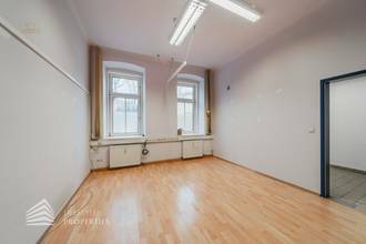 Thumbnail von 広々とした3部屋のオフィス、大きな倉庫、自家用車の出入り口付き、ランドストラー近く