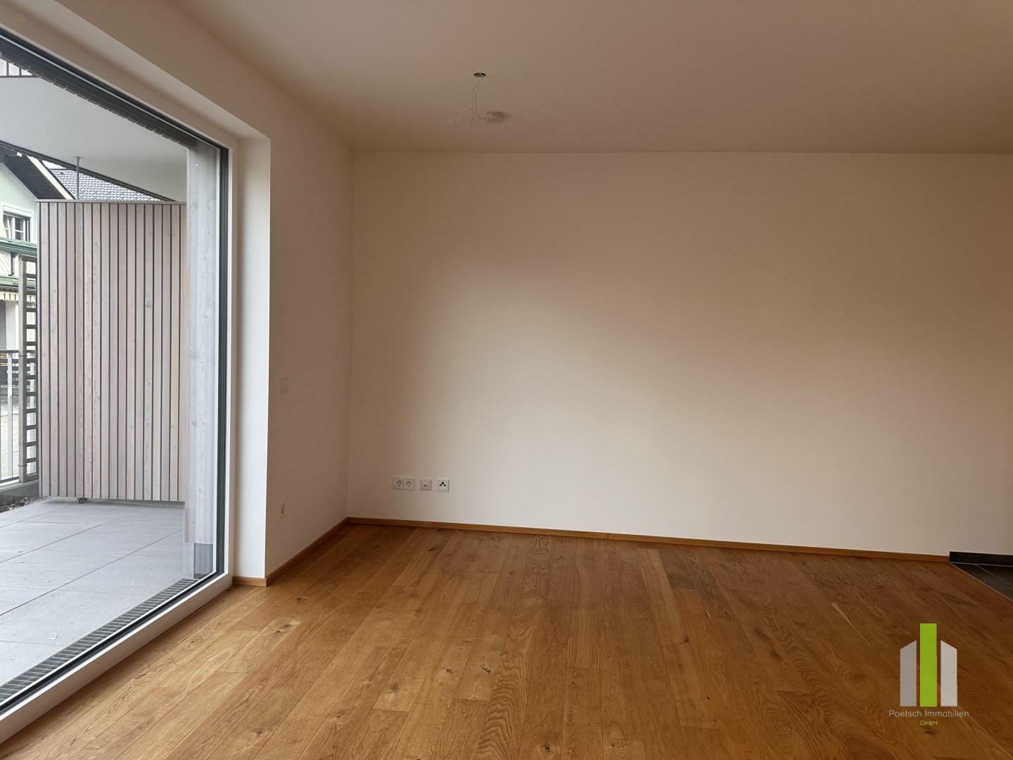 Leben in Seenähe – Moderne 2-Zimmer-Wohnung mit Terrasse &amp; Grünstreifen