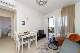 Thumbnail von Möblierte Wohnung mit Meerblick