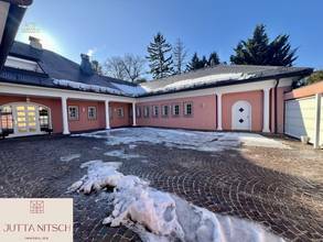 Thumbnail von Extravagante Luxusvilla mit Sauna und Hallenbad - am Waldrand von Gießhübl mit Wienblick