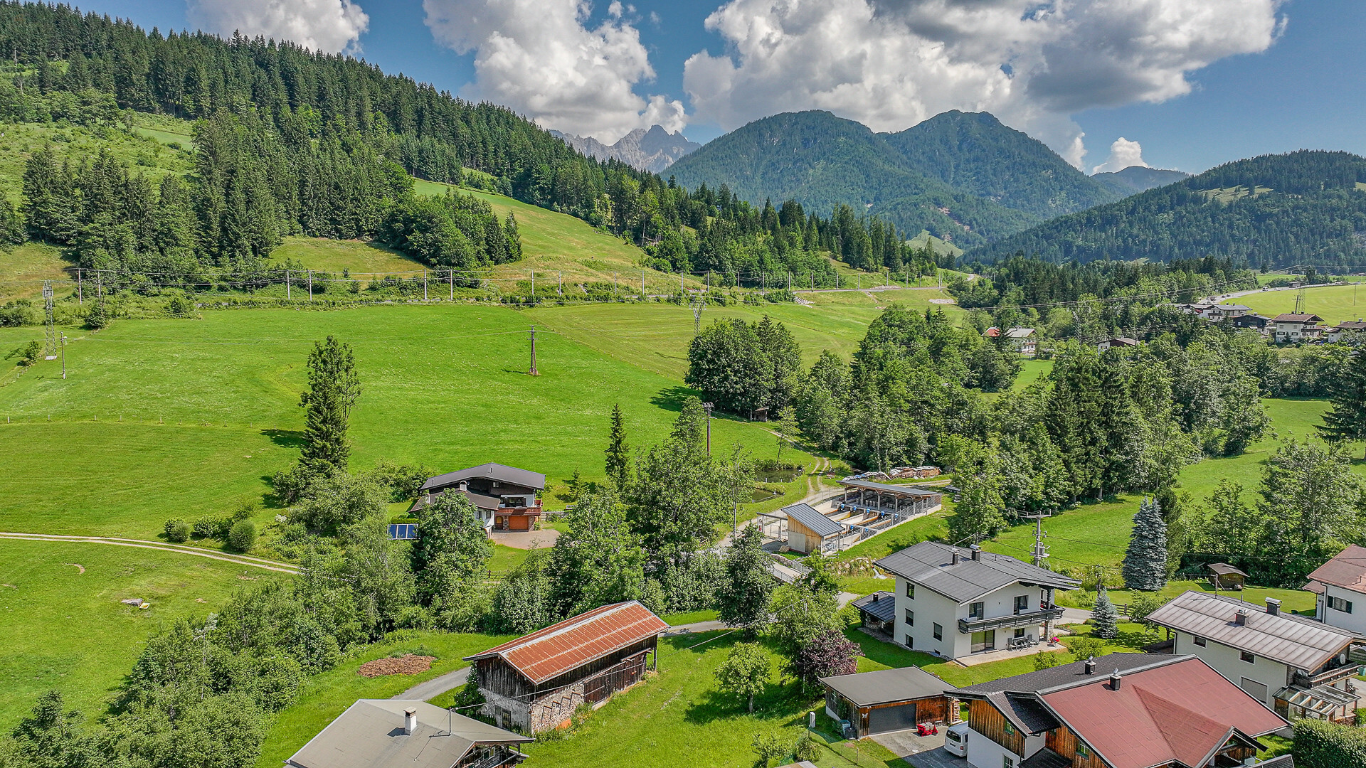 Thumbnail von Baugrundstück mit Einfamilienhaus-Planstudie
