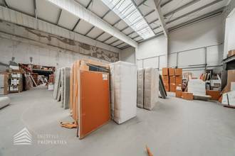 Thumbnail von Skladová hala v průmyslové zóně Münchendorf – flexibilně použitelná