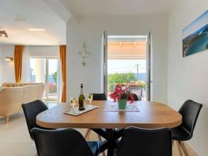 Thumbnail von Haus mit Pool und Meerblick, Region Labin