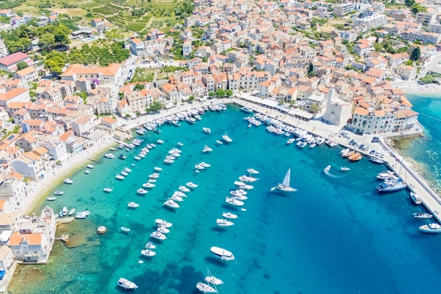 Thumbnail von Charmantes Steinhaus direkt am Strand