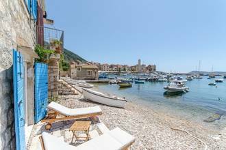 Thumbnail von Okouzlující kamenný dům přímo u pláže