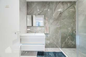 Thumbnail von Grandiose Luxusvilla mit Pool - Ihr Rückzugsort Nähe Wienerberg