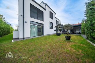 Thumbnail von Grandiose Luxusvilla mit Pool - Ihr Rückzugsort Nähe Wienerberg