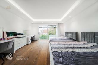 Thumbnail von Grandiose Luxusvilla mit Pool - Ihr Rückzugsort Nähe Wienerberg