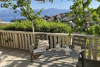 Thumbnail von Charmantes Haus mit vier Wohnungen und Meerblick