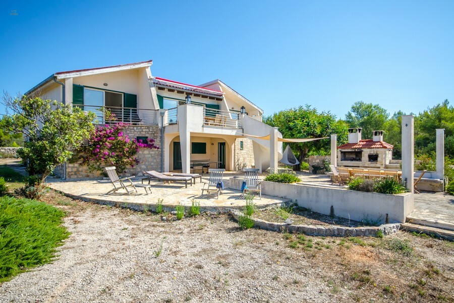 Charmantes Haus in mediterraner, ruhiger Lage