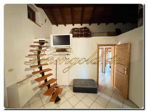 Thumbnail von Lago Maggiore apartes, schmuckes Landhaus, Alleinlage, riesiges Areal