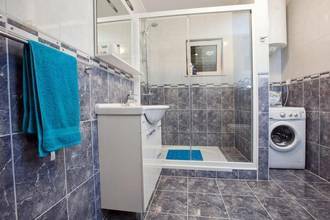 Thumbnail von Charmantes Steinhaus mit Pool und Panorama-Meerblick