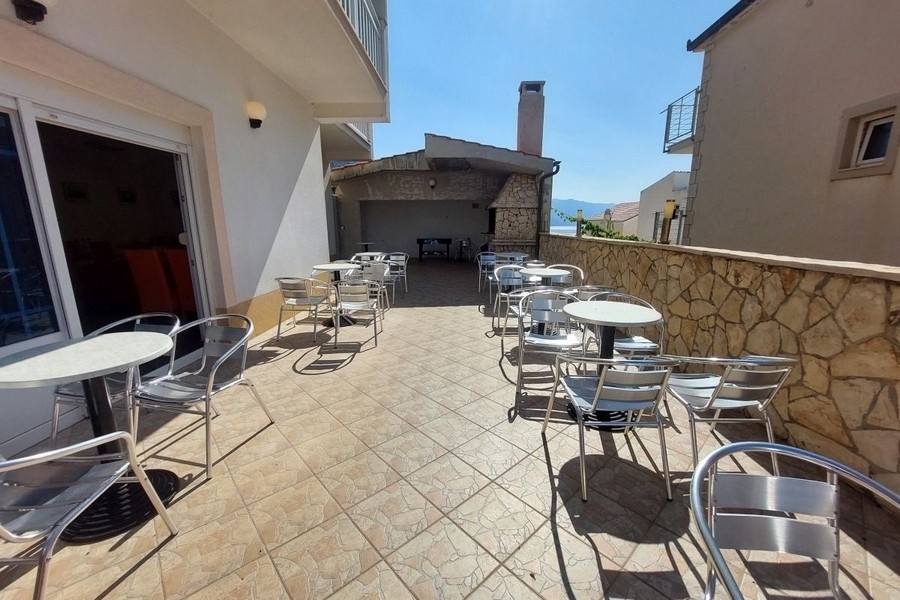 Thumbnail von Hotel mit wunderschönem Meerblick, Omis Riviera