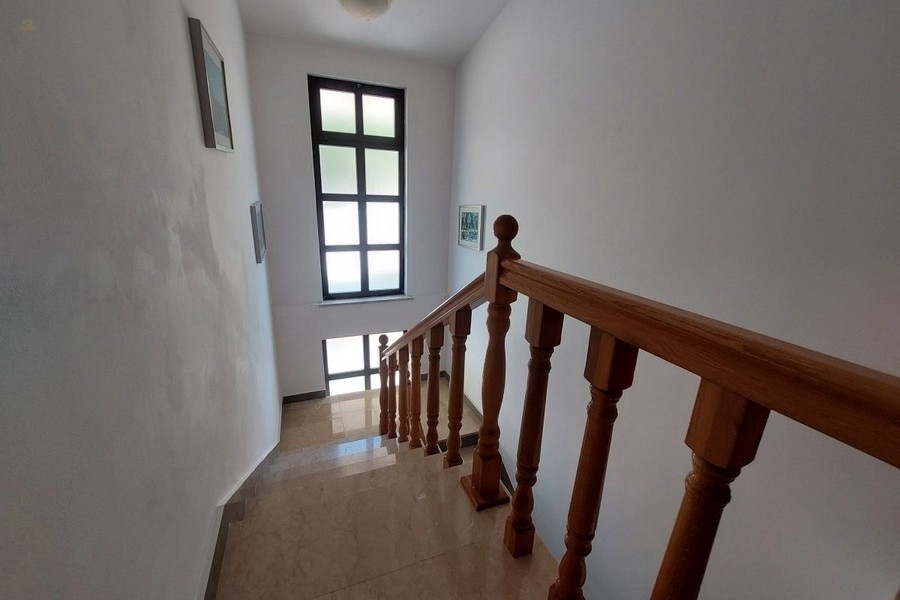 Thumbnail von Hotel mit wunderschönem Meerblick, Omis Riviera