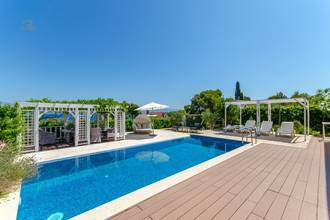 Thumbnail von Bungalow mit Swimmingpool und Meerblick