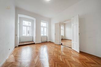 Thumbnail von Hochwertig sanierte 2-Zimmer Altbauwohung in ruhiger Lage des 9. Bezirks! Nähe Liechtensteinpark