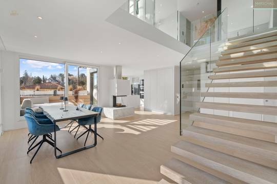 Exklusiver Dachgeschoßtraum mit Fernblick