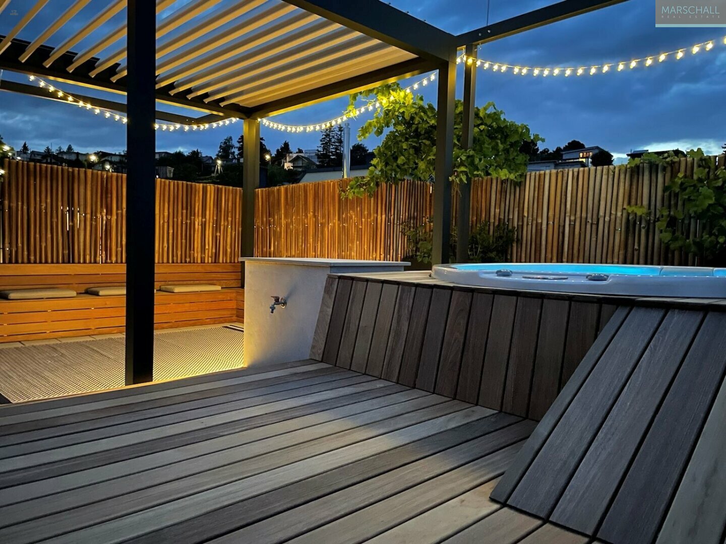 Thumbnail von Exklusiver Dachgeschoßtraum mit Fernblick