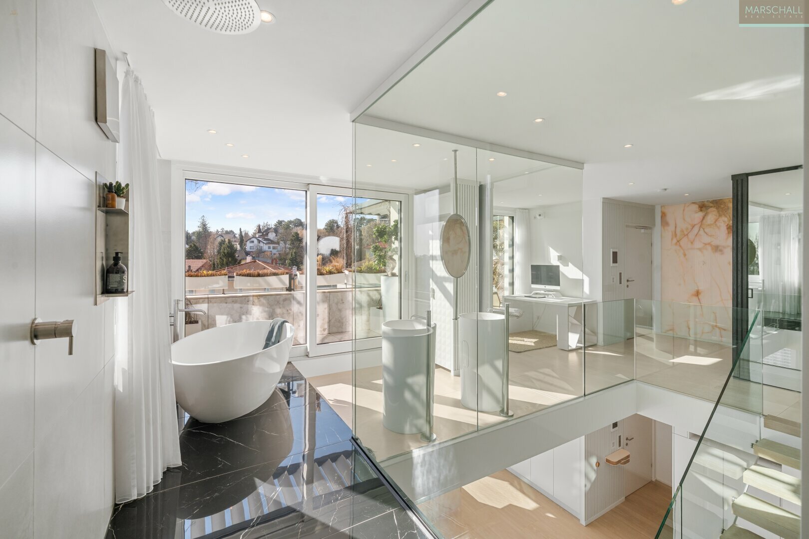 Thumbnail von Exklusiver Dachgeschoßtraum mit Fernblick