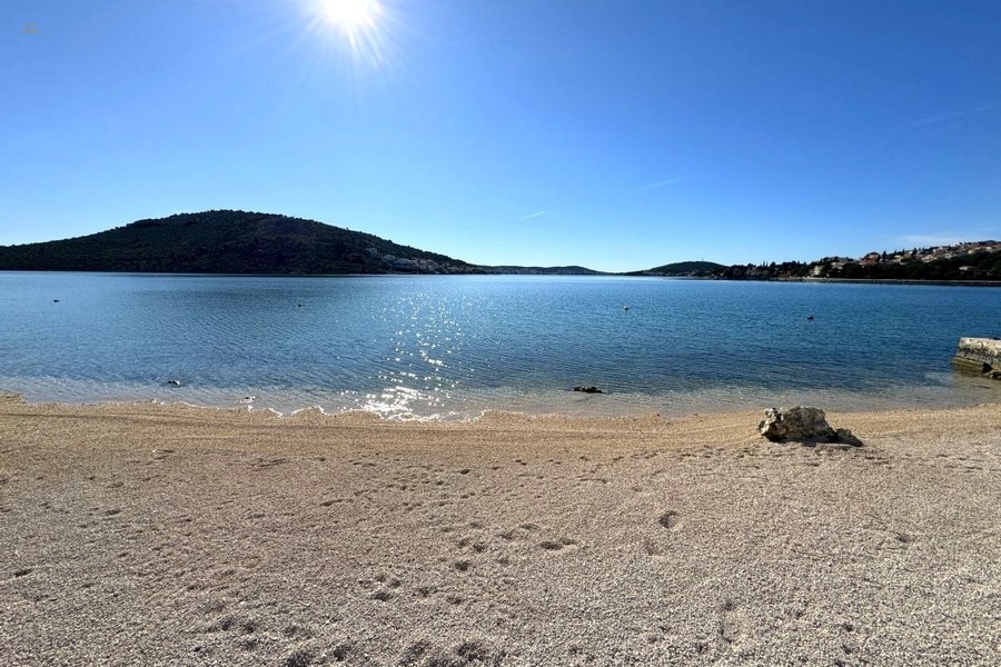 Mediterrane Villa direkt am Strand