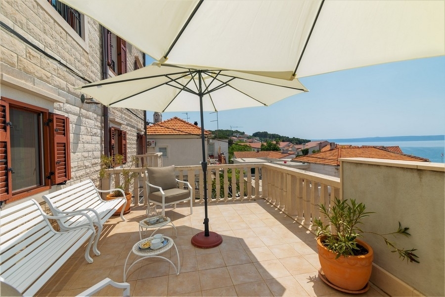 Thumbnail von Mediterranes Anwesen in der 2. Reihe zum Meer