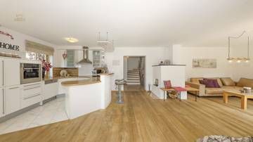 Thumbnail von Großzügiges Einfamilienhaus in traumhafter Lage