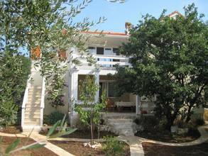 Thumbnail von Haus mit wunderschönem Meerblick in einem kleinen Ort auf Pag