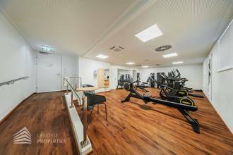Thumbnail von Wunderschöne 3-Zimmer Wohnung mit Garage und Fitnessraum, Nähe Rudolfinerhaus