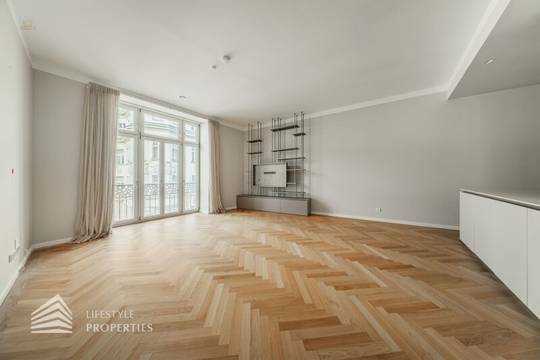 Wunderschöne 3-Zimmer Wohnung mit Garage und Fitnessraum, Nähe Rudolfinerhaus