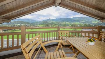 Thumbnail von Dachgeschoss-Apartment mit schönem Ausblick