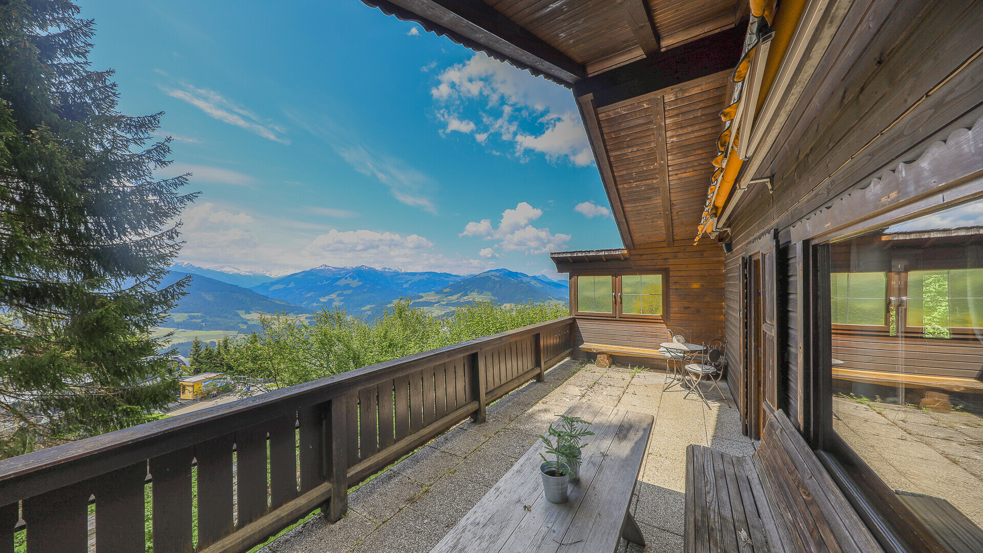 Thumbnail von Berghütte in unverbaubarer Alleinlage