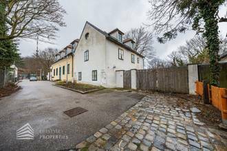 Thumbnail von Exklusives Baugrundstück in einzigartiger Lage mit Einreichplanung!