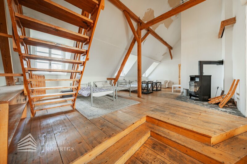 Thumbnail von Exklusives Baugrundstück in einzigartiger Lage mit Einreichplanung!