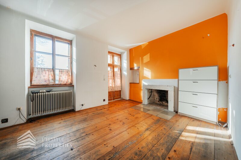 Thumbnail von Exklusives Baugrundstück in einzigartiger Lage mit Einreichplanung!