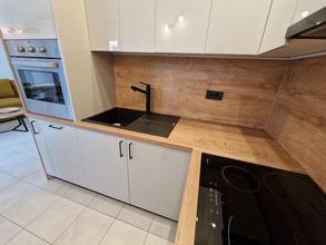 Thumbnail von Wohnung mit moderner Möblierung