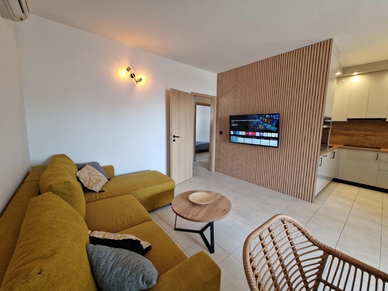 Thumbnail von Wohnung mit moderner Möblierung