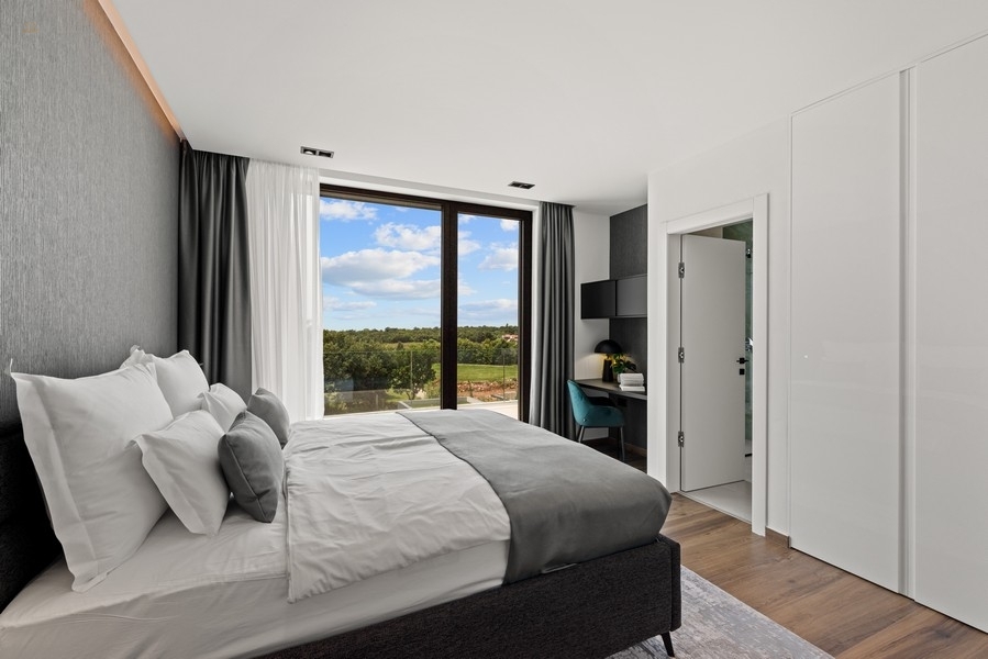 Thumbnail von Moderne Villa mit Swimmingpool und Dachterrasse, Region Porec