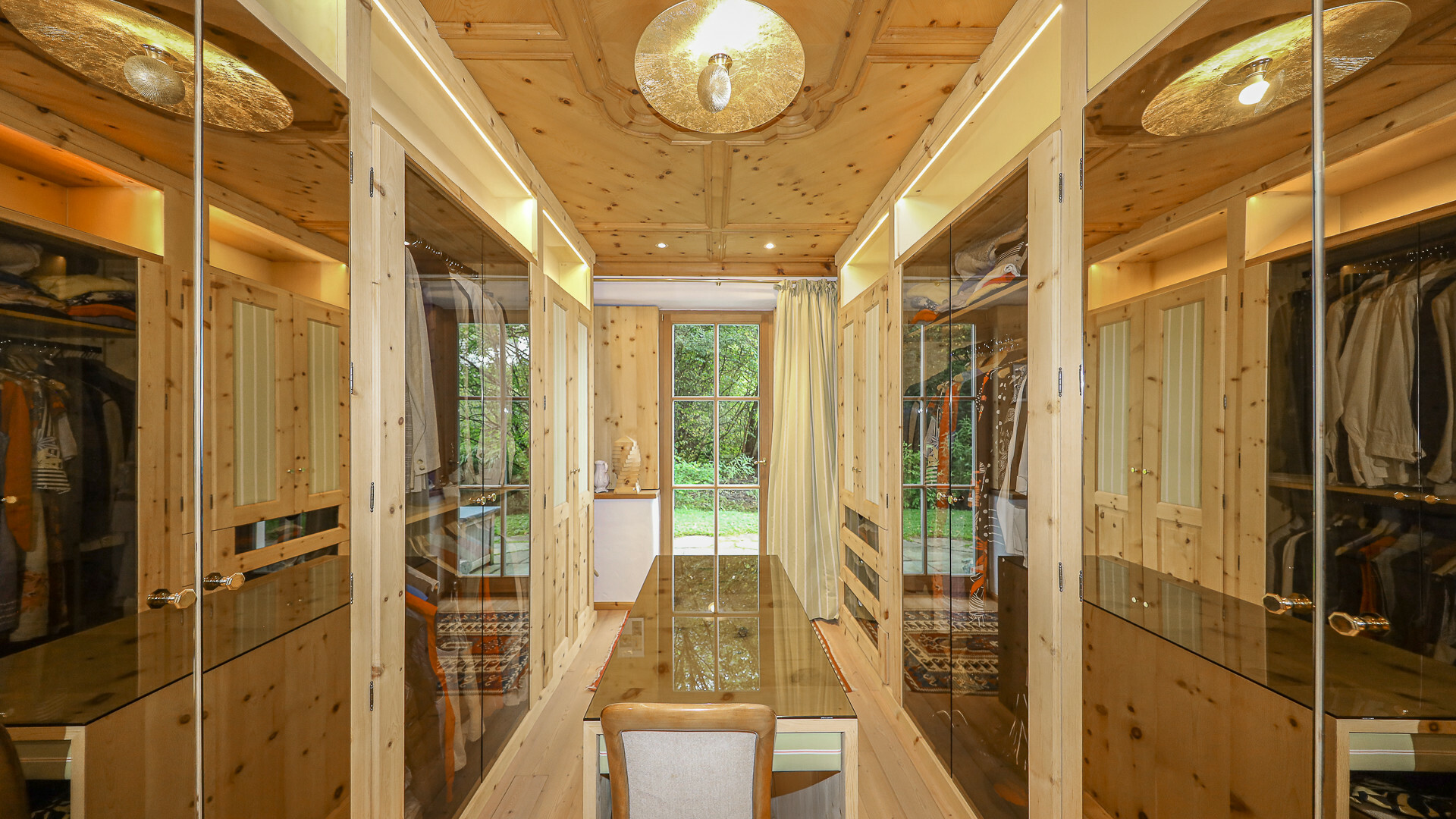 Thumbnail von Exklusive Wohnung in luxuriöser Anlage mit Indoorpool