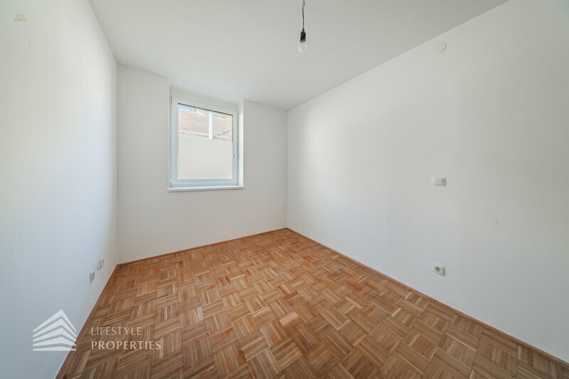 Thumbnail von Traumhafte 2-Zimmerwohnung/Ordination Nähe Schloss Hetzendorf