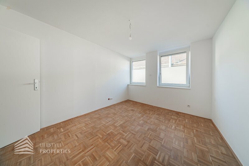 Thumbnail von Traumhafte 2-Zimmerwohnung/Ordination Nähe Schloss Hetzendorf