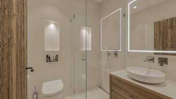 Thumbnail von Luxus-Gartenwohnung mit Pool in absoluter Toplage